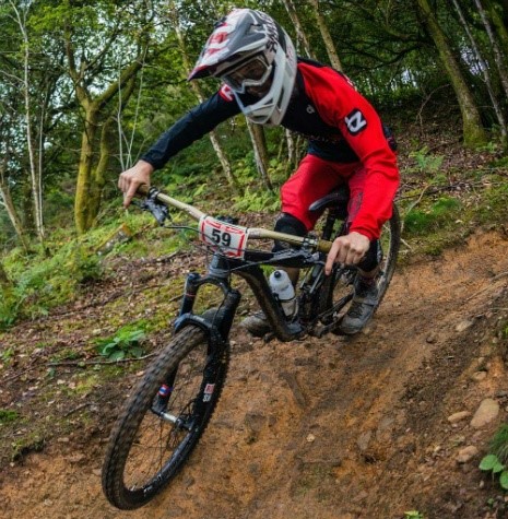 Determined to win, Lewis Bradley gives stage 3 Welsh Gravity Enduro Cwmcarn his all